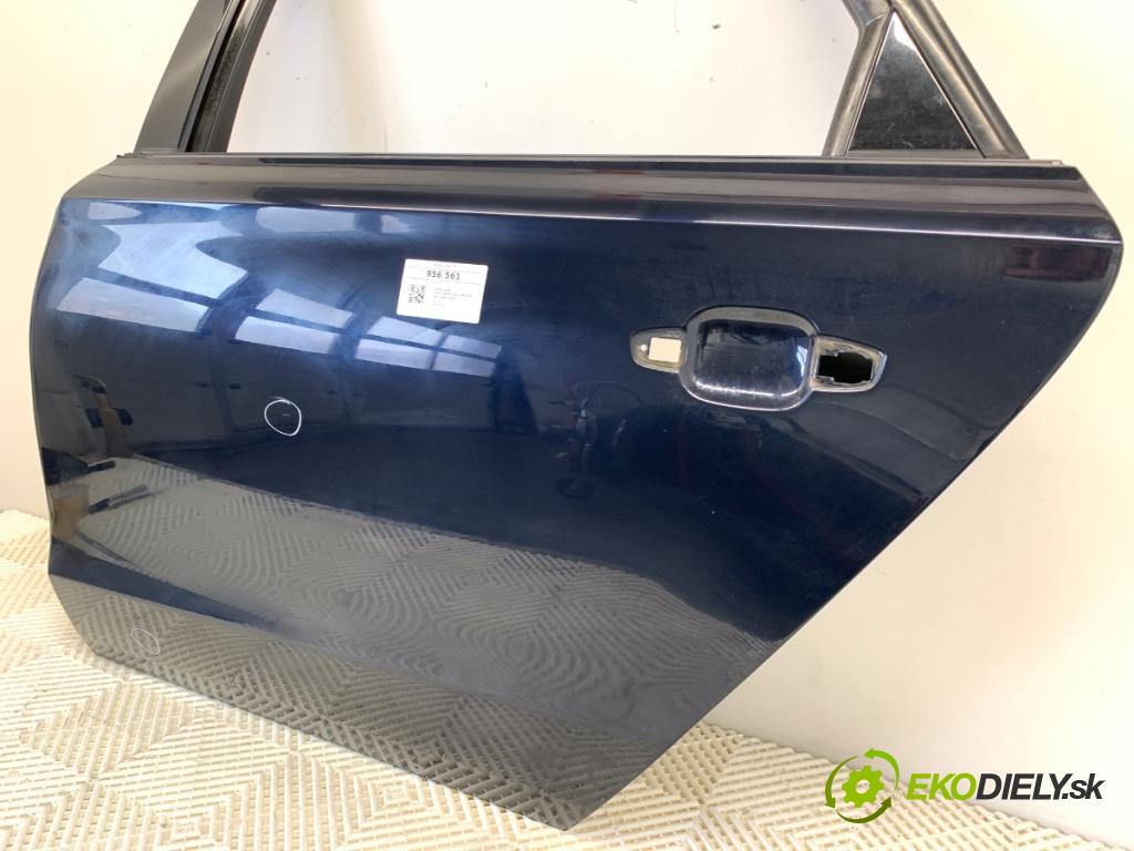 AUDI A8 D4 sedan 2012 368 kW 6.3 W12 quattro 6299 dveře levý zadní část LZ5D