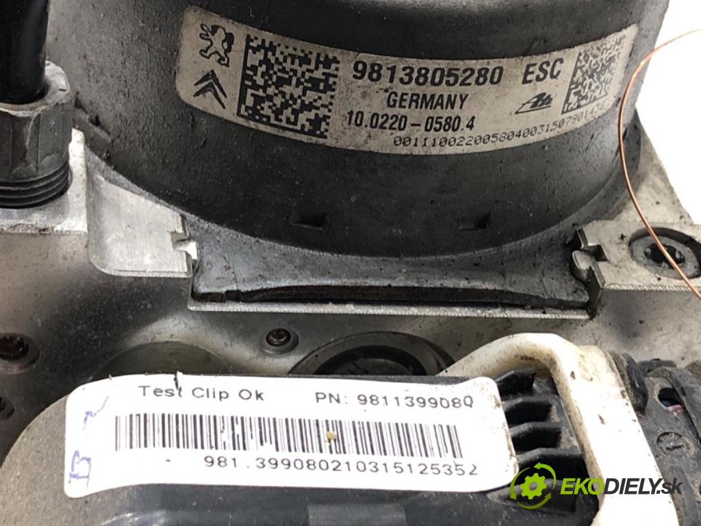 CITROEN C4 CACTUS liftback 2015 60 kW 1.2 VTi 82 1199 Pumpa ABS 9813805280 (Pumpa ABS)