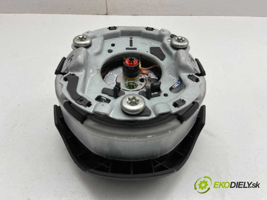 AUDI A4 B8 sedan 2008 105 kW 2.0 TDI 1968 AirBag volantu 8K0880201A (Airbag)