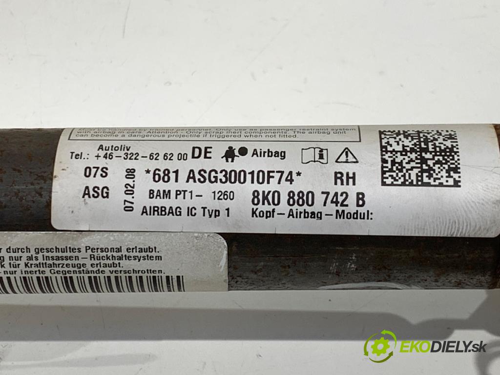 AUDI A4 B8 sedan 2008 105 kW 2.0 TDI 1968 stropní pravý 8K0880742B