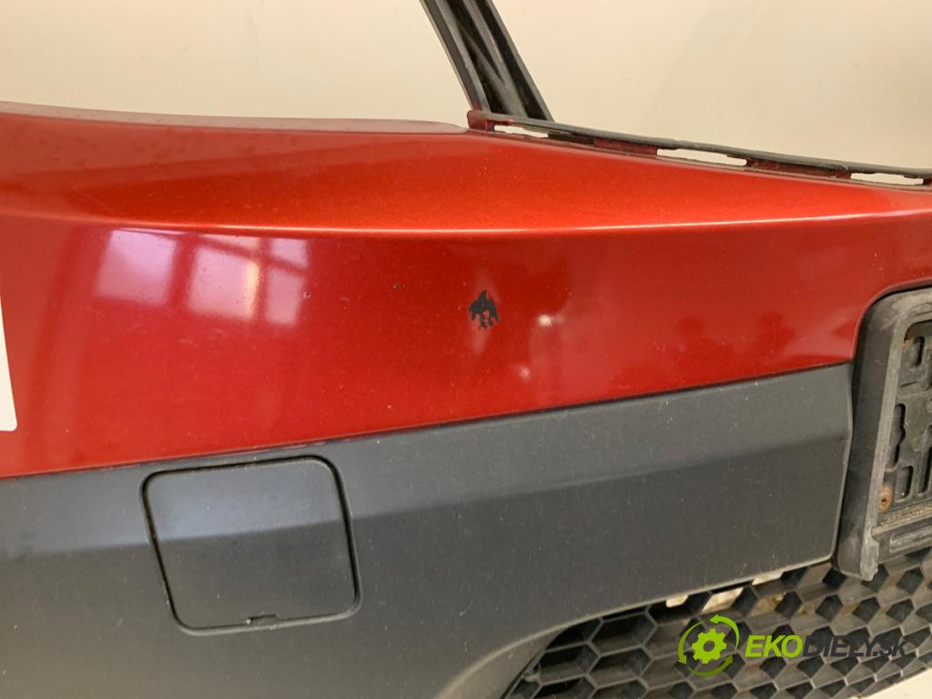 DACIA SANDERO liftback 2012 63 kW 1.6 1598 nárazník přední část (Klika dveří ostatní)