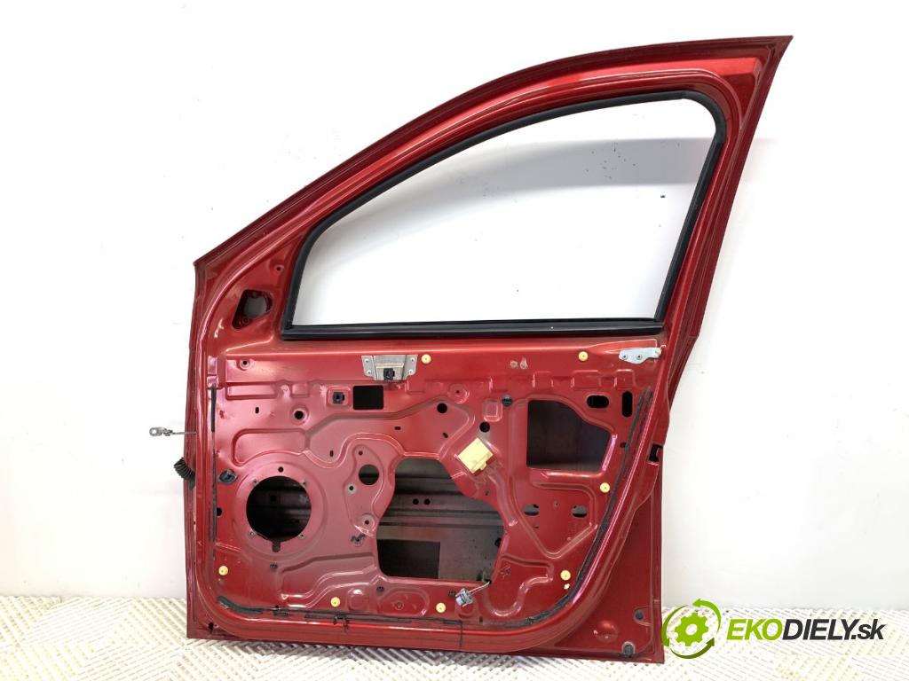 DACIA SANDERO liftback 2012 63 kW 1.6 1598 dveře pravý přední část
