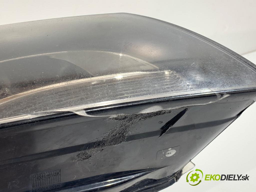 AUDI A5 8T liftback 2010 155 kW 2.0 TFSI quattro 1984 Svetlomet pravy predný BI XENON 8T0941004AK