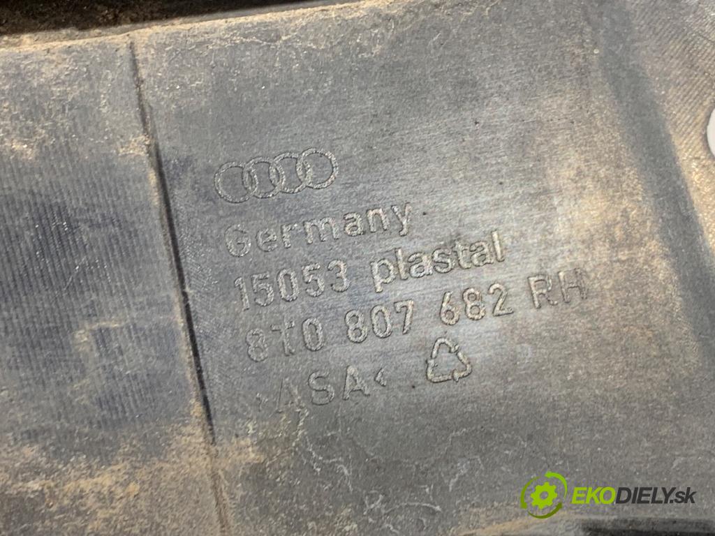 AUDI A5 8T liftback 2010 155 kW 2.0 TFSI quattro 1984 Mriežky nárazníka pravy predný 8T0807682RH