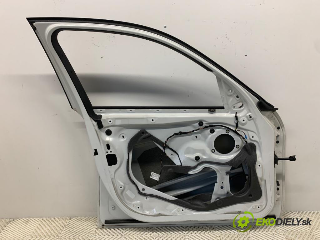 BMW F20 liftback 2019 100 kW 118 i 1598 Dvere ľavy predný 300