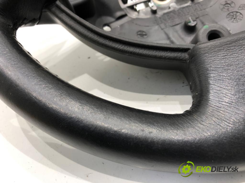 DACIA SANDERO liftback 2012 63 kW 1.6 1598 Volant 8200759888 (Volant)