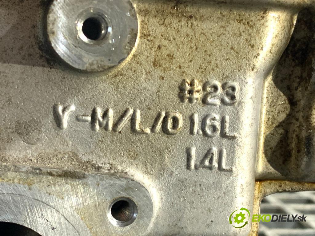 HYUNDAI ELANTRA V sedan 2014 97 kW 1.6 1591 Hlava valcov  (Hlava valcov)