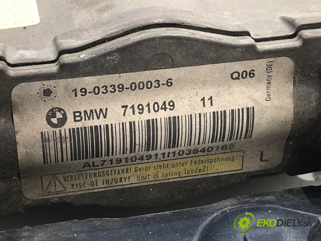 BMW F10 sedan 2011 120 kW 520 d 1995 závěs kapoty levý přední část 7191049
