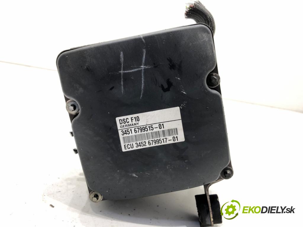 BMW F10 sedan 2011 120 kW 520 d 1995 Pumpa ABS 6799515 (Pumpa ABS)