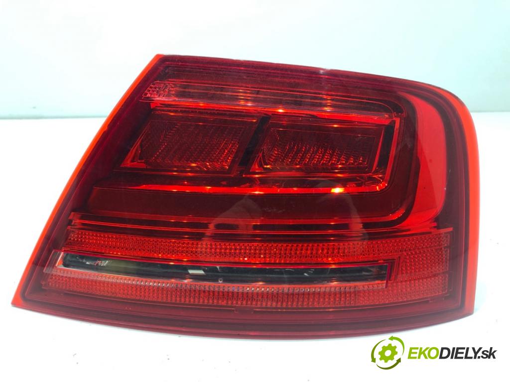 AUDI A8 D4 sedan 2012 368 kW 6.3 W12 quattro 6299 světlo pravý zadní část 4H0945096