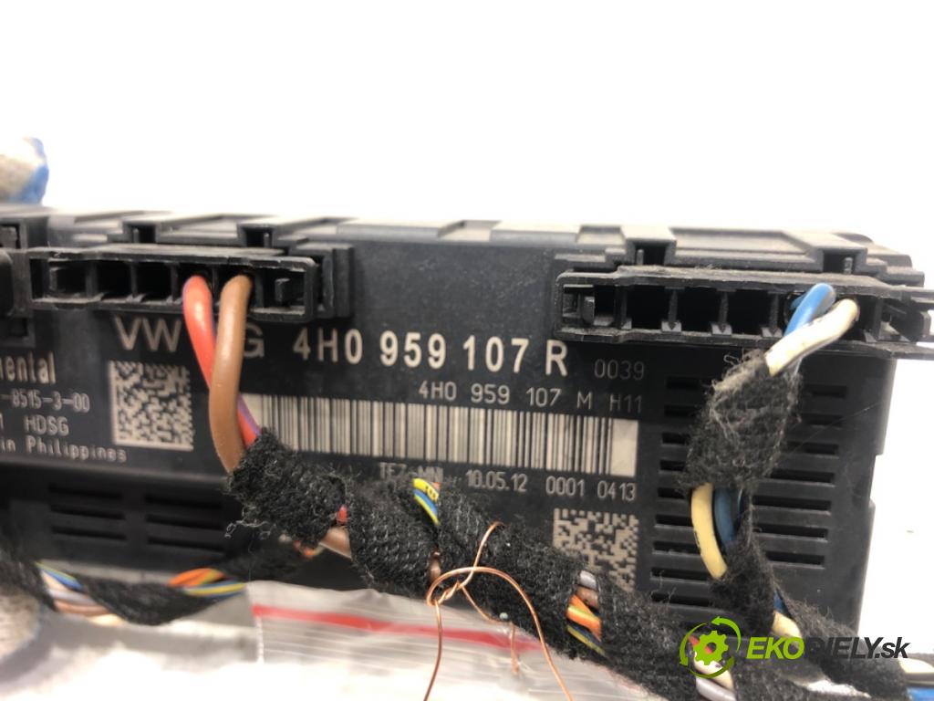 AUDI A8 D4 sedan 2012 368 kW 6.3 W12 quattro 6299 Modul dverí kufra 4H0959107R