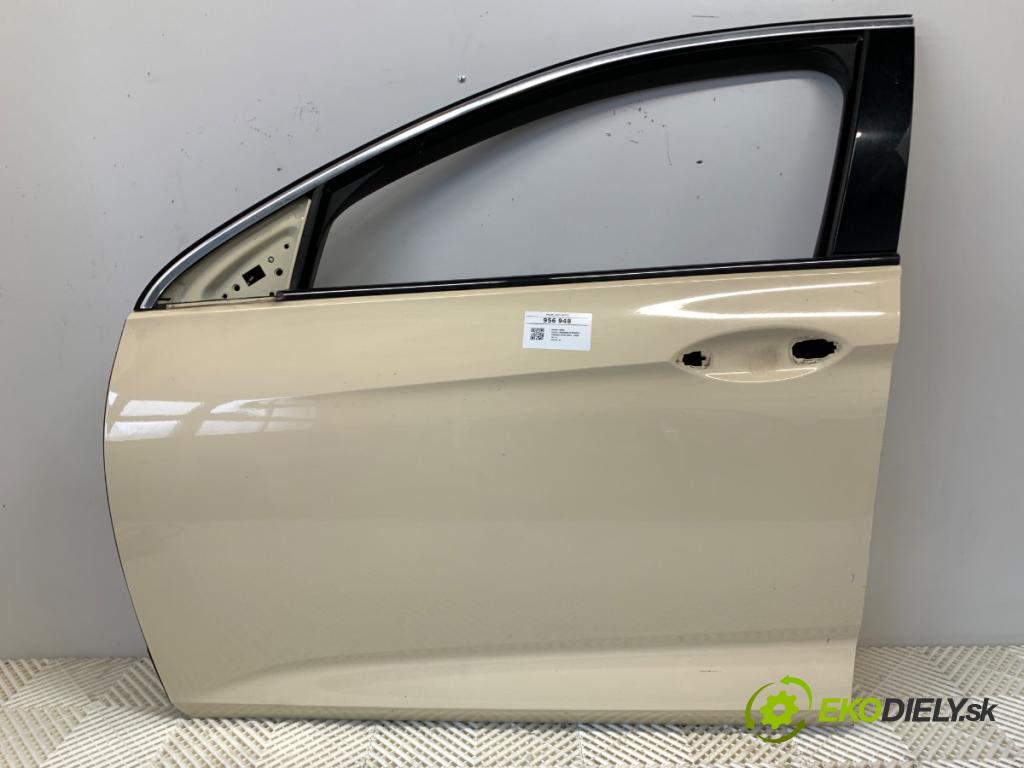 OPEL INSIGNIA B Kombi 2020 100 kW 1.6 CDTi (35) 1598 dveře levý přední část 611 