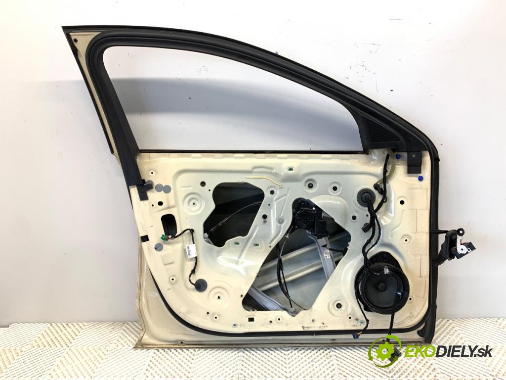 OPEL INSIGNIA B Kombi 2020 100 kW 1.6 CDTi (35) 1598 dveře levý přední část 611