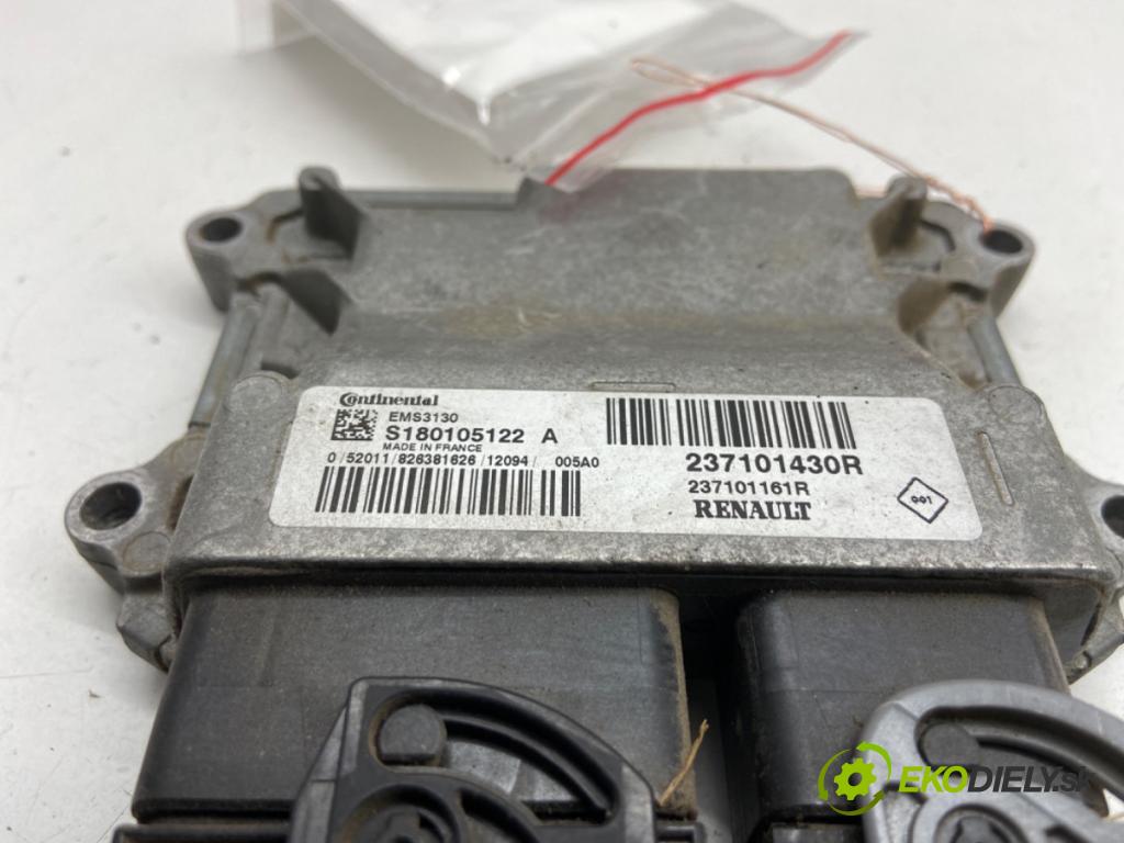 DACIA SANDERO liftback 2012 63 kW 1.6 1598 řídící jednotka motora 237101430R (Řídicí jednotka)