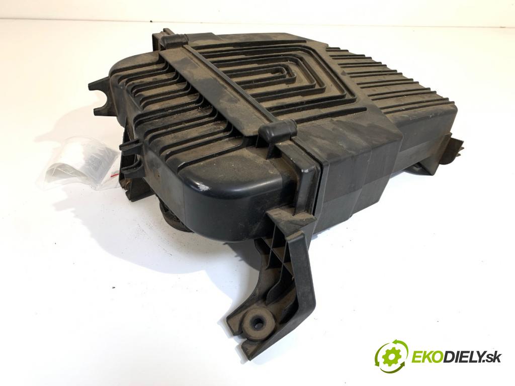 DACIA SANDERO liftback 2012 63 kW 1.6 1598 Obal filtra vzduchu 8201172661 (Obal vzduchového filtra)