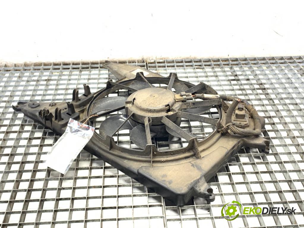 DACIA SANDERO liftback 2012 63 kW 1.6 1598 ventilátor chladiče 8200765566B (Ventilátor)