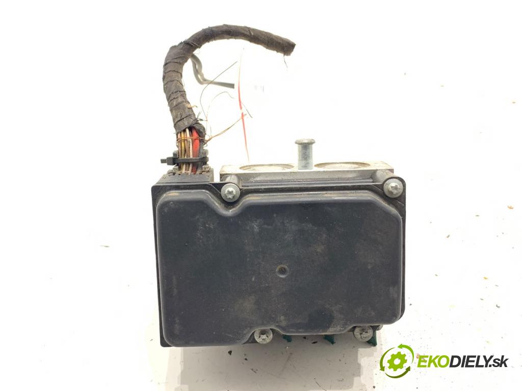 DACIA SANDERO liftback 2012 63 kW 1.6 1598 pumpa ABS 476604621R (Pumpa ABS)