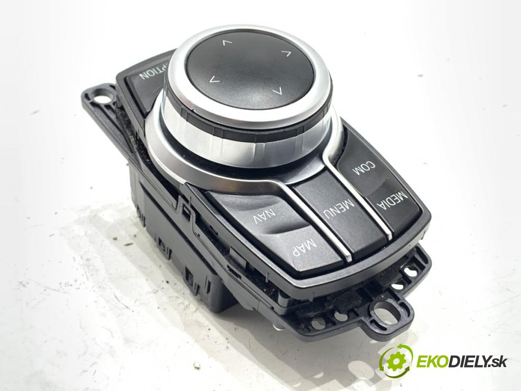 BMW F20 liftback 2019 100 kW 118 i 1598 Prepínač násada, držadlo IDRIVE 9490067