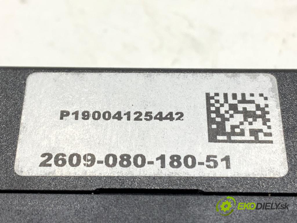 BMW F20 liftback 2019 100 kW 118 i 1598 Modul TELEMATIC 8734748