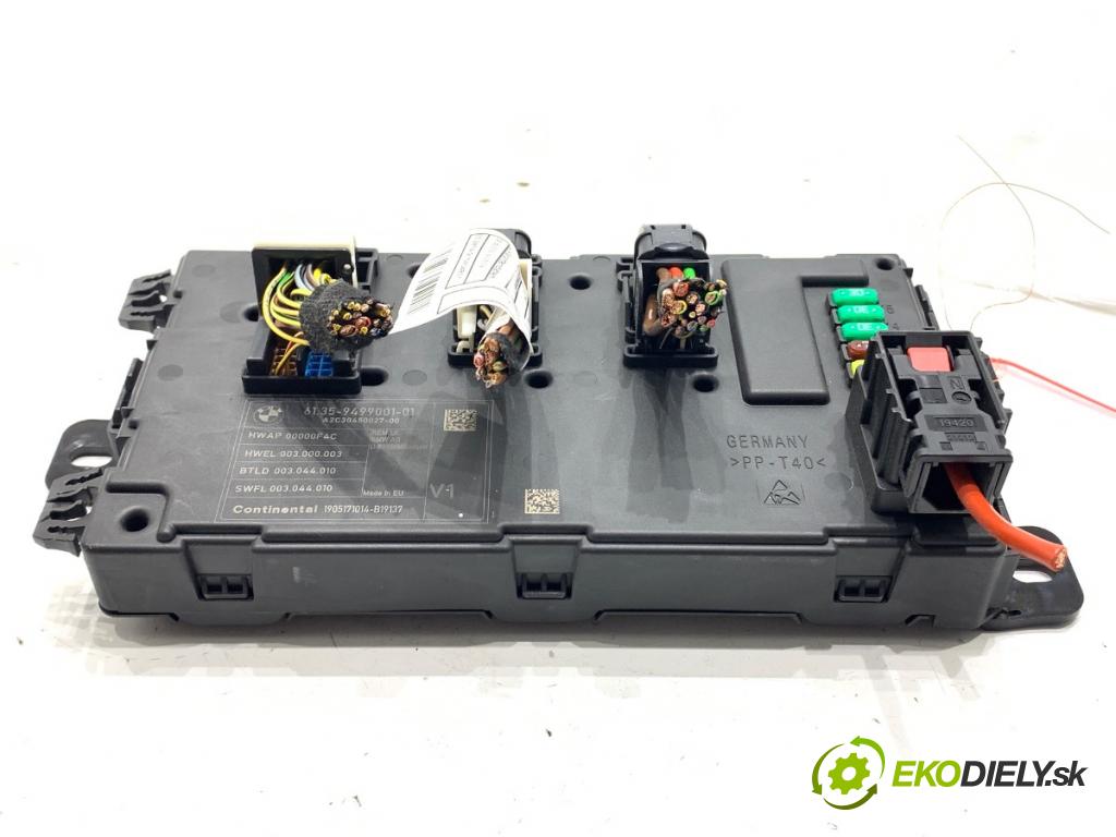 BMW F20 liftback 2019 100 kW 118 i 1598 modul komfortu 9499001 (Komfortní modul)