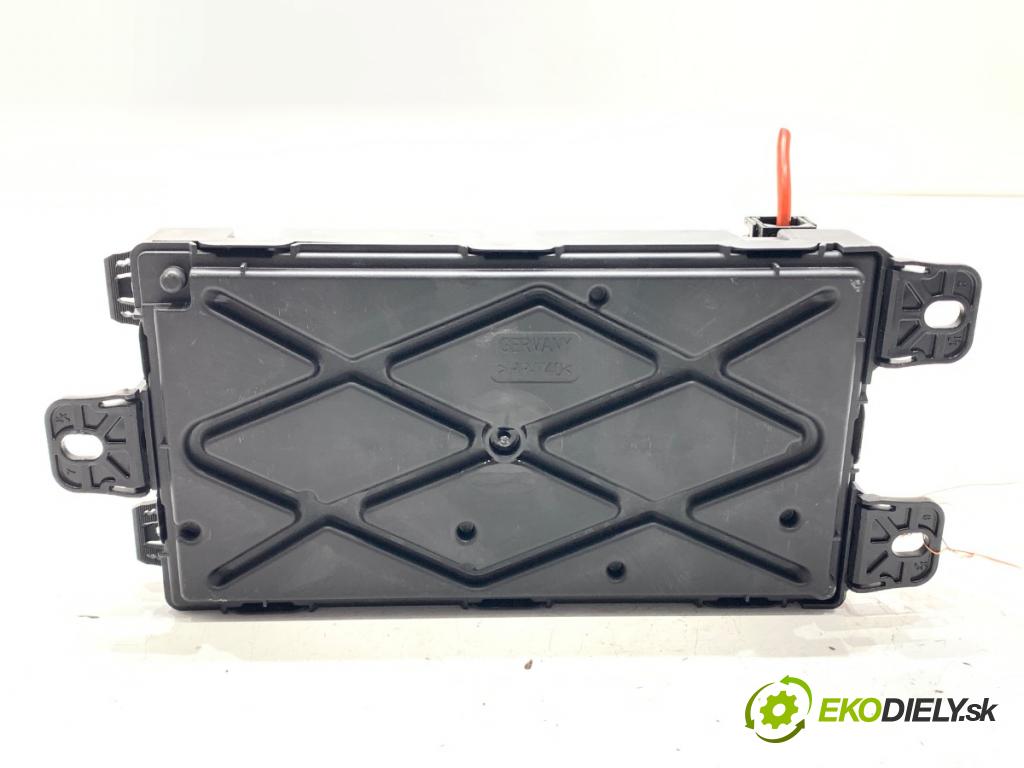 BMW F20 liftback 2019 100 kW 118 i 1598 modul komfortu 9499001 (Komfortní modul)