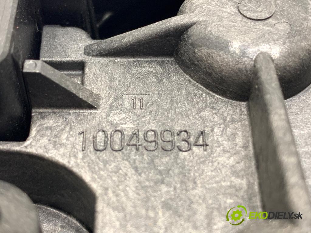 BMW F20 liftback 2019 100 kW 118 i 1598 Kulisa 9296896 (Rýchlostná páka (kulisa))