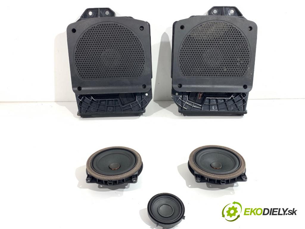 BMW F20 liftback 2019 100 kW 118 i 1598 reproduktory 9288769