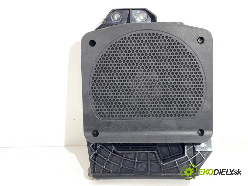 BMW F20 liftback 2019 100 kW 118 i 1598 reproduktory 9288769
