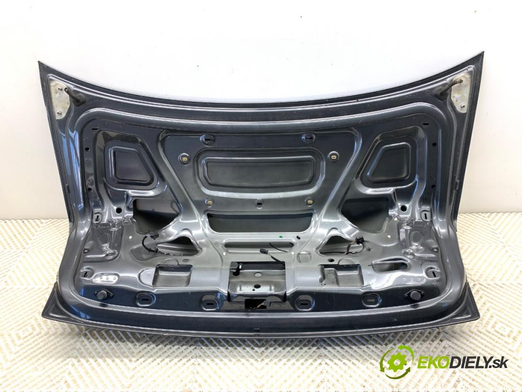 AUDI A8 D3 sedan 2007 331 kW S8 quattro 5204 kapota zad
