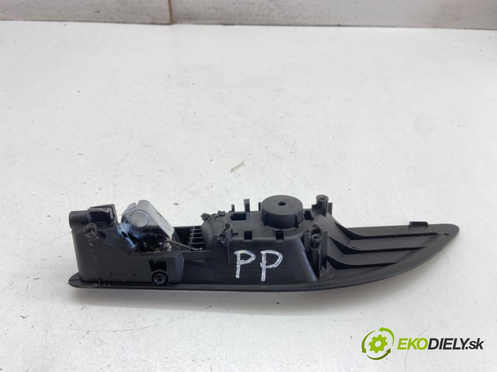 OPEL INSIGNIA B Kombi 2020 100 kW 1.6 CDTi (35) 1598 Kľučka vnútorná pravy predný