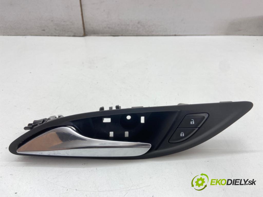 OPEL INSIGNIA B Kombi 2020 100 kW 1.6 CDTi (35) 1598 klika vnitřní levý přední část 