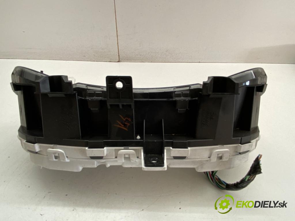 MITSUBISHI ASX SUV 2015 86 kW 1.6 MIVEC 1590 Prístrojovka 8100C351 (Prístrojová doska)