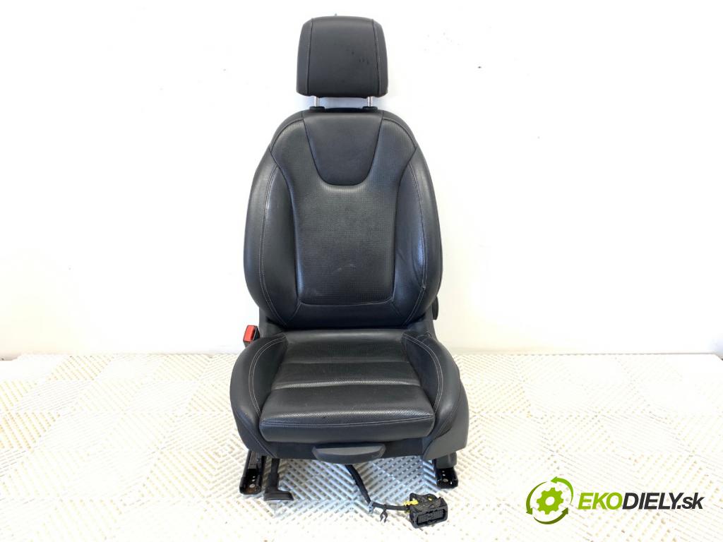 OPEL INSIGNIA B Kombi 2020 100 kW 1.6 CDTi (35) 1598 sedadlo levý přední část 
