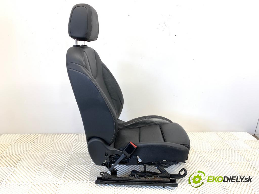 OPEL INSIGNIA B Kombi 2020 100 kW 1.6 CDTi (35) 1598 sedadlo levý přední část