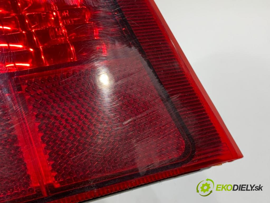 MAZDA TRIBUTE SUV 2001 91 kW 2.0 4WD (EPEW) 1988 Svetlo pravy zad