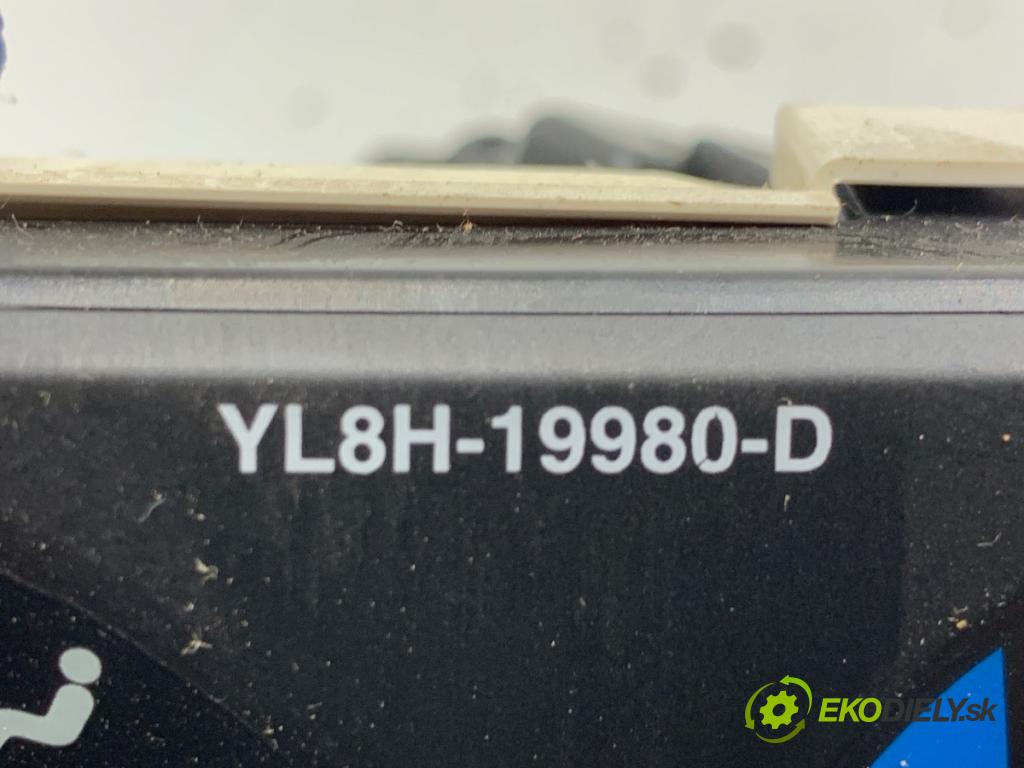 MAZDA TRIBUTE SUV 2001 91 kW 2.0 4WD (EPEW) 1988 Panel ovládaní topení YL8H-19980-D (Páčky pod volantem)