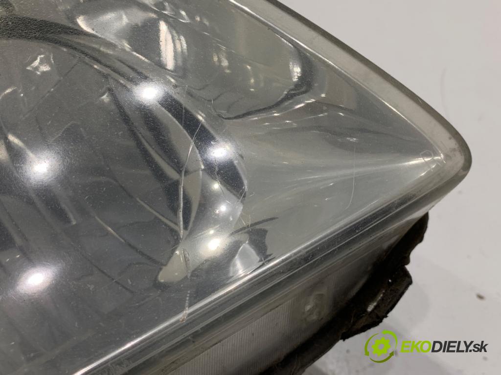 MAZDA TRIBUTE SUV 2001 91 kW 2.0 4WD (EPEW) 1988 Svetlomet pravy predný 2T24-13005