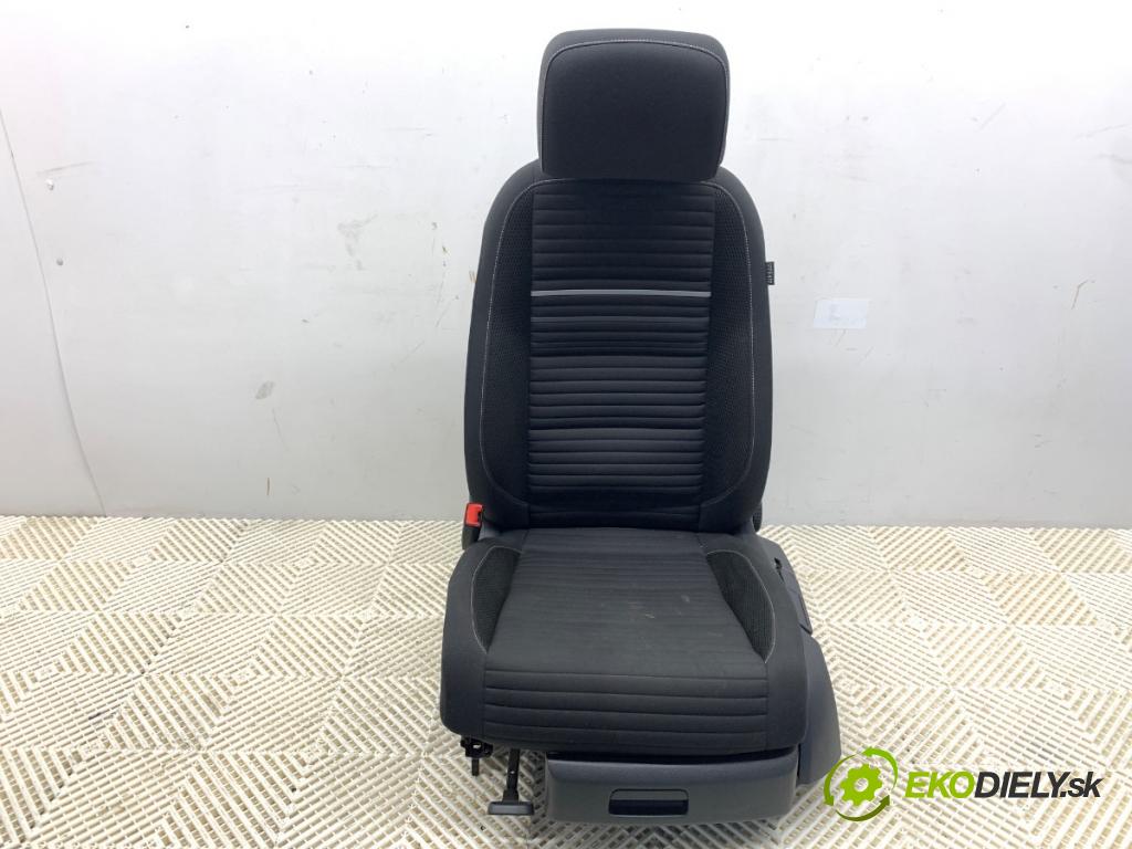 VW TOURAN nadwozie wielkoprzestrzenne (MPV) 2015 103 kW 1.4 TSI 1390 sedadlo levý přední část 