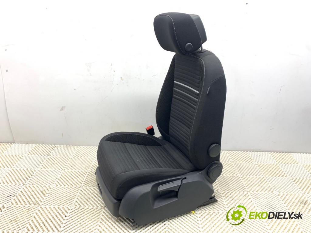 VW TOURAN nadwozie wielkoprzestrzenne (MPV) 2015 103 kW 1.4 TSI 1390 sedadlo levý přední část