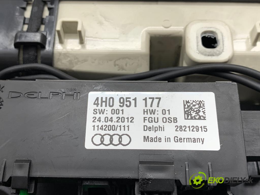 AUDI A8 D4 sedan 2012 368 kW 6.3 W12 quattro 6299 světlo stropní 4H0947135K