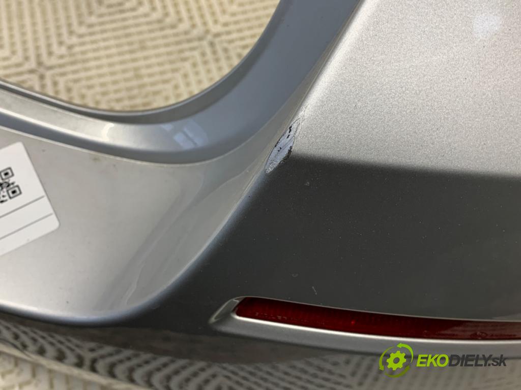 BMW F11 Kombi 2011 135 kW 520 d 1995 Nárazník zad 354/7