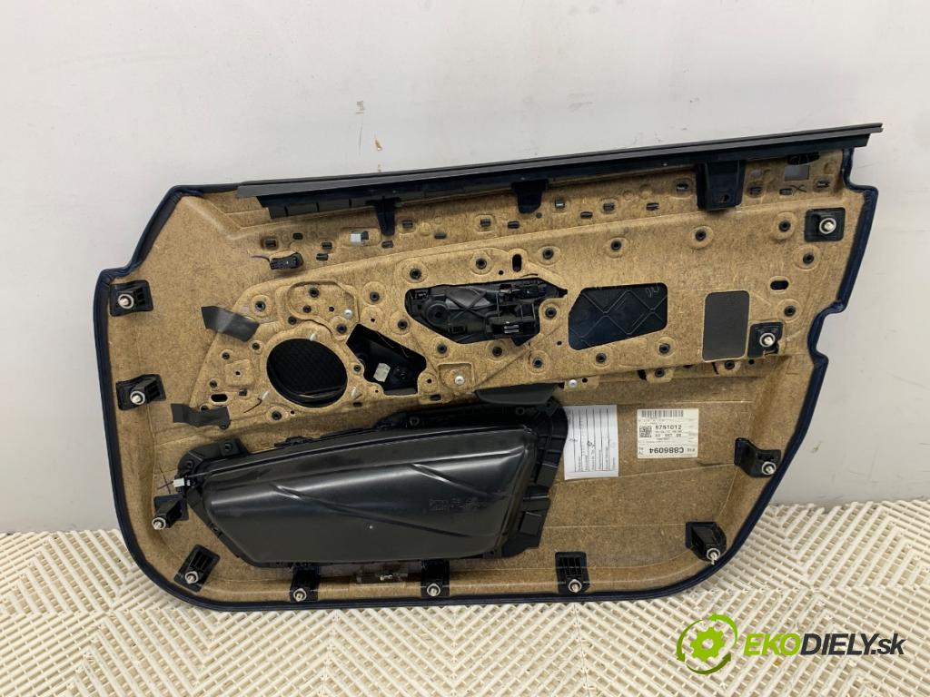 BMW F11 Kombi 2011 135 kW 520 d 1995 čalúnenie Dvere ľavy predný