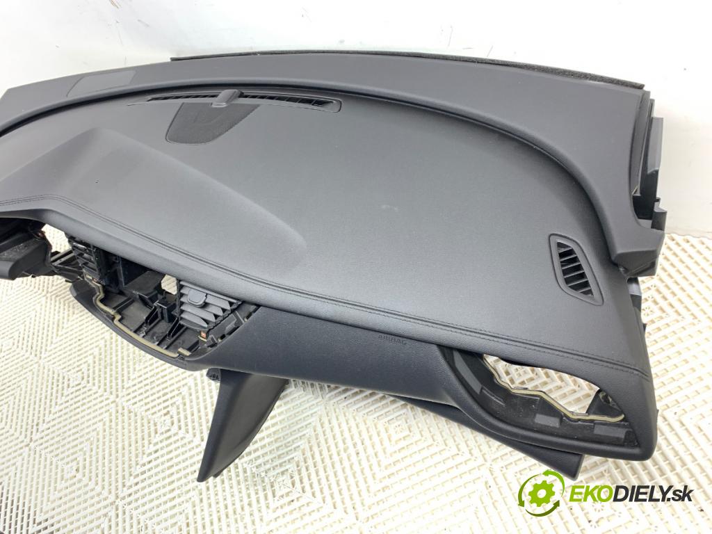 OPEL INSIGNIA B Kombi 2020 100 kW 1.6 CDTi (35) 1598 palubní doska  (Palubní deska)
