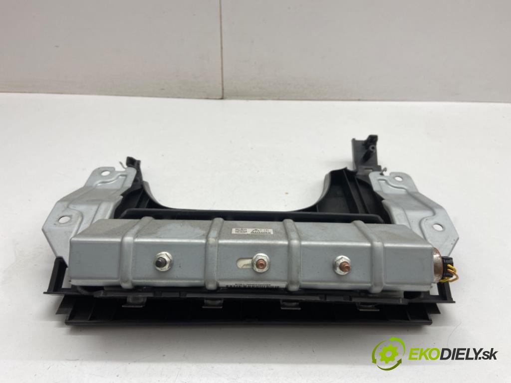 MITSUBISHI ASX SUV 2015 86 kW 1.6 MIVEC 1590 AirBag koleno: