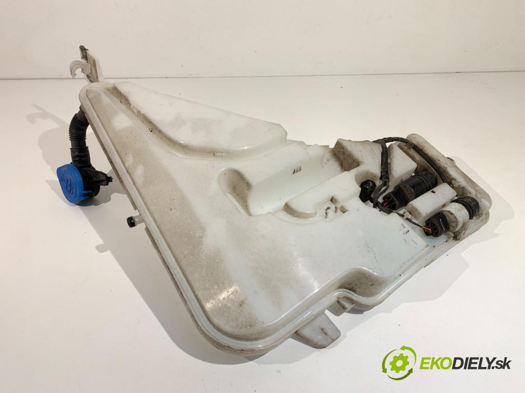 BMW F20 liftback 2019 100 kW 118 i 1598 Nádržka ostrekovačov 7241673