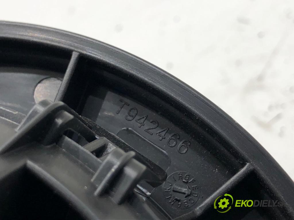 BMW F20 liftback 2019 100 kW 118 i 1598 ventilátor kúrenia T958225