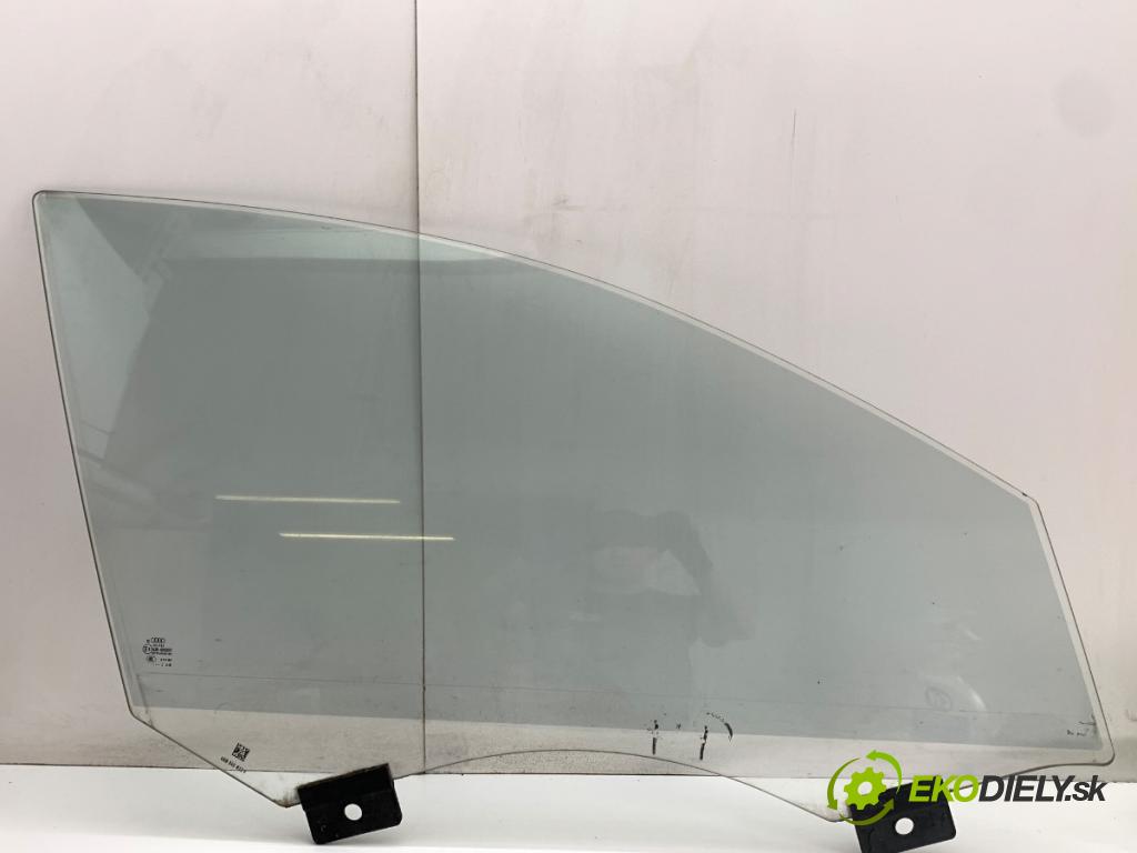 AUDI A8 D4 sedan 2012 368 kW 6.3 W12 quattro 6299 Okno pravy predný DVOJNÁSOBNÝ: 