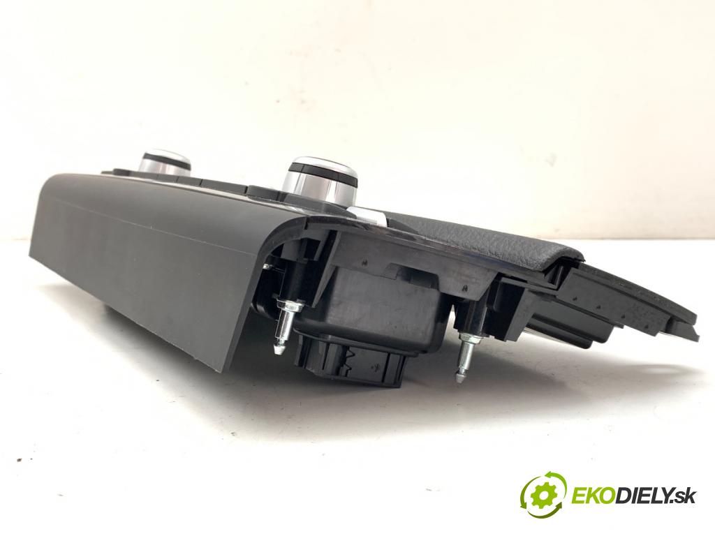 BMW F11 Kombi 2011 135 kW 520 d 1995 Panel ovládaní topení 9241238 (Páčky pod volantem)