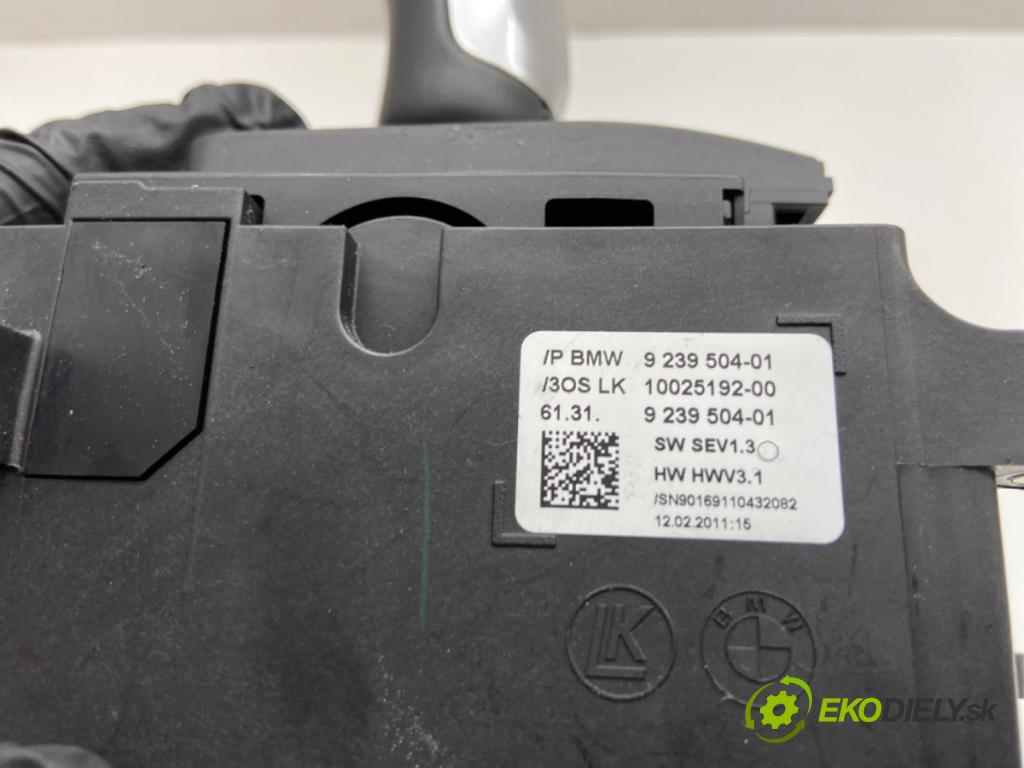 BMW F11 Kombi 2011 135 kW 520 d 1995 Kulisa 9239504 (Rýchlostná páka (kulisa))