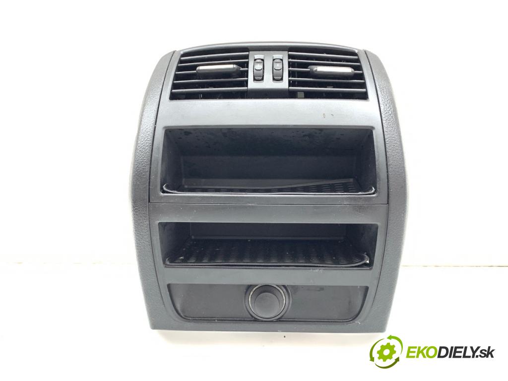 BMW F11 Kombi 2011 135 kW 520 d 1995 mří topení zadní část 